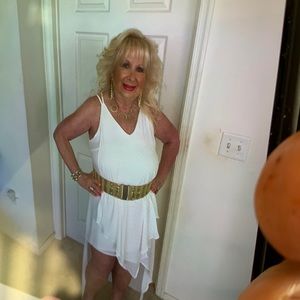 Cream white dress shorter in front, longer in back